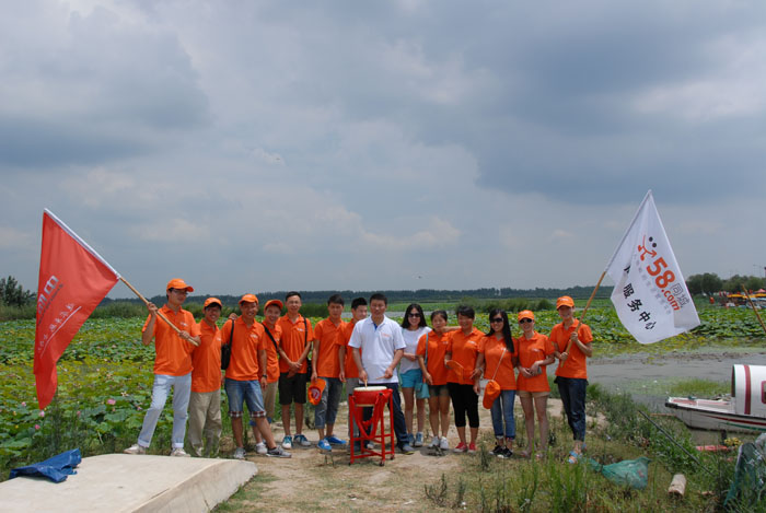 ��ɫ���e(cu��)���ف�һ����Ӱ